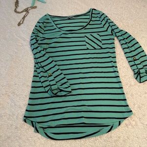 Charlotte Russe small 3/4 tee